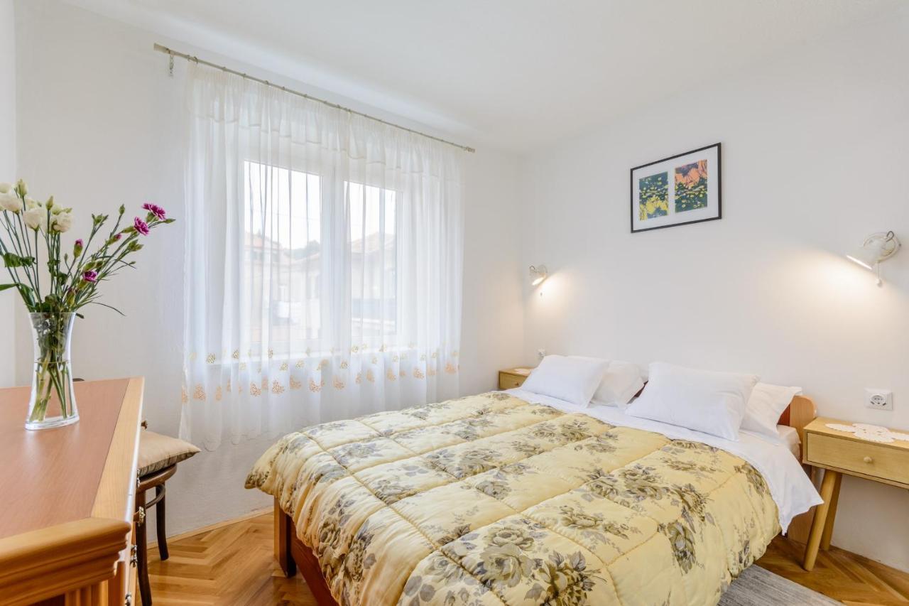 Apartment City Walk Σπλιτ Εξωτερικό φωτογραφία